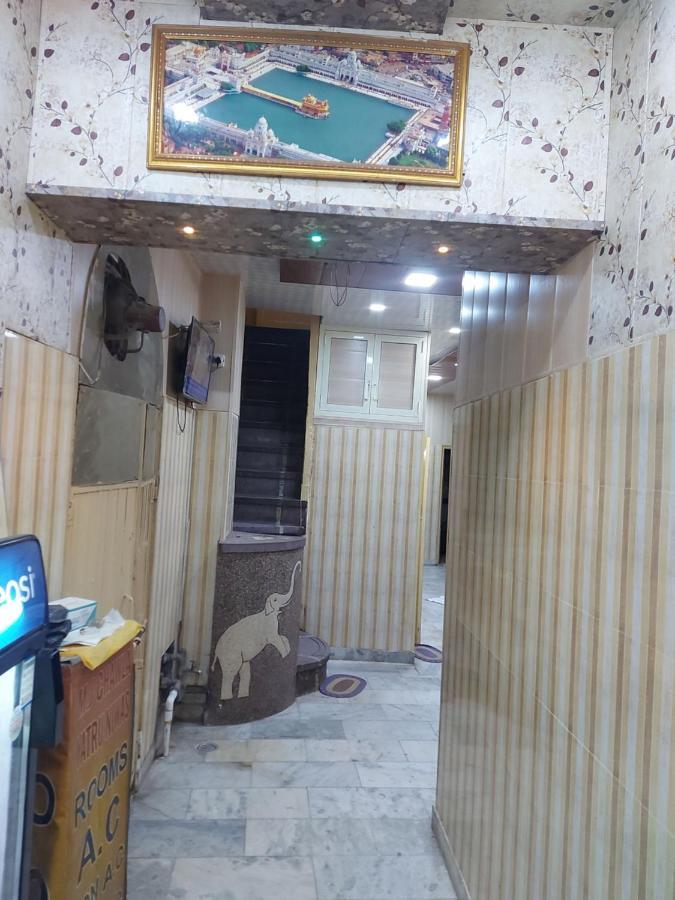 Mj Chawla Homestay Double Bed Attached Bathroom Room Amritsar Exteriör bild