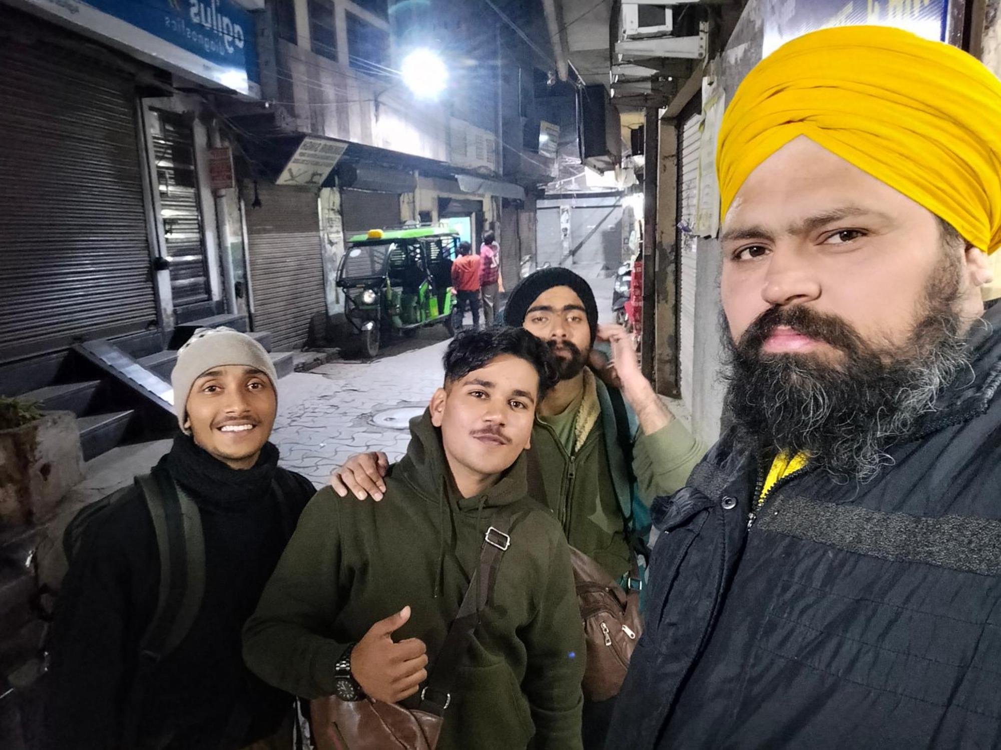 Mj Chawla Homestay Double Bed Attached Bathroom Room Amritsar Exteriör bild