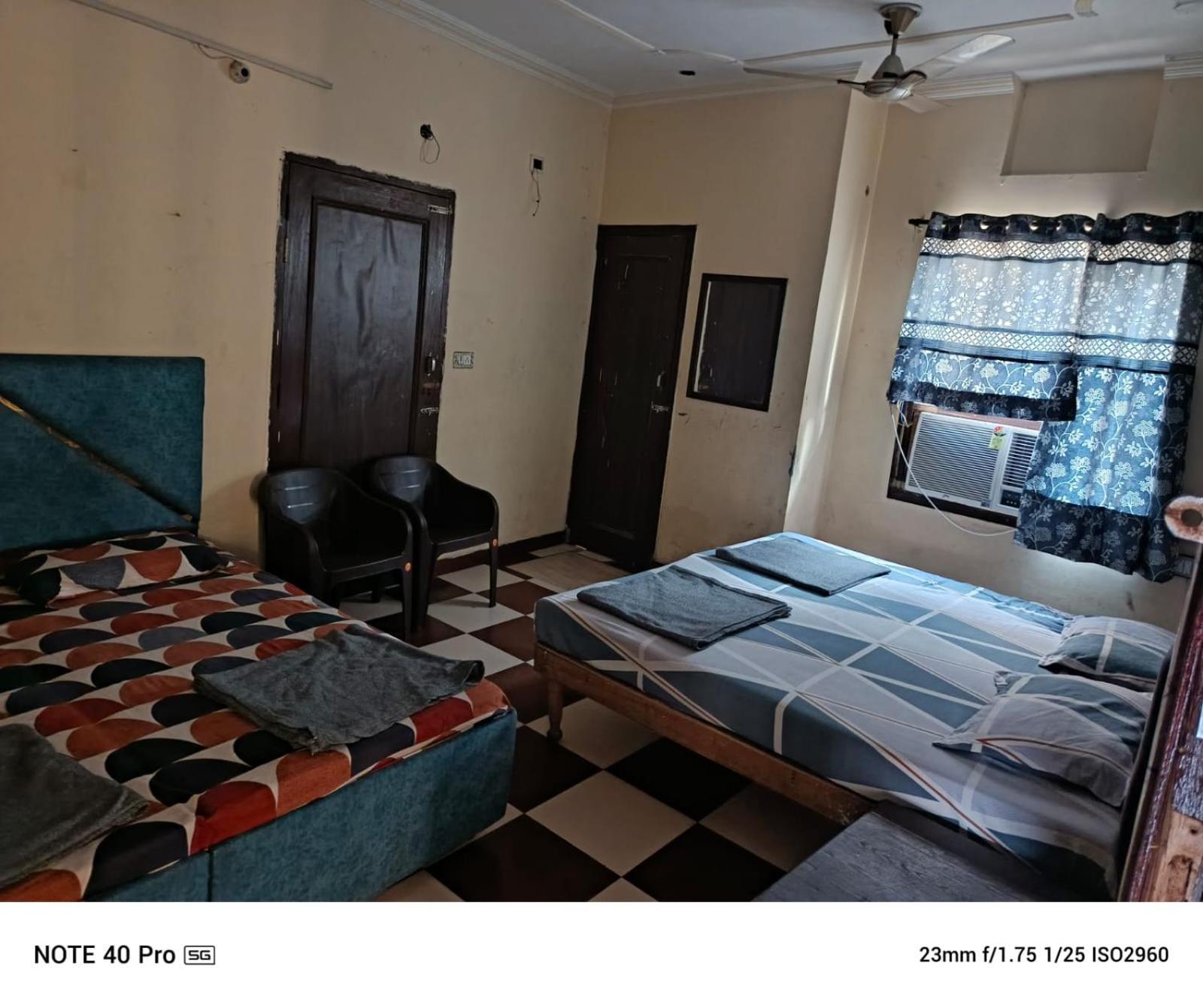 Mj Chawla Homestay Double Bed Attached Bathroom Room Amritsar Exteriör bild